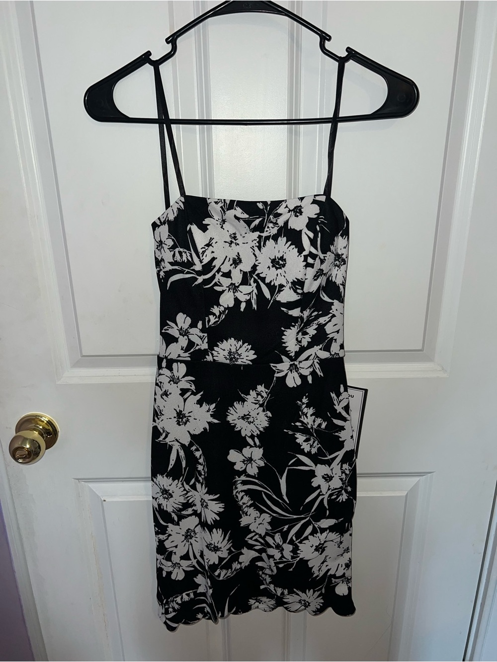 NWT Macy's Black and White Floral Spaghetti Strap Mini Dress - Size 1/2